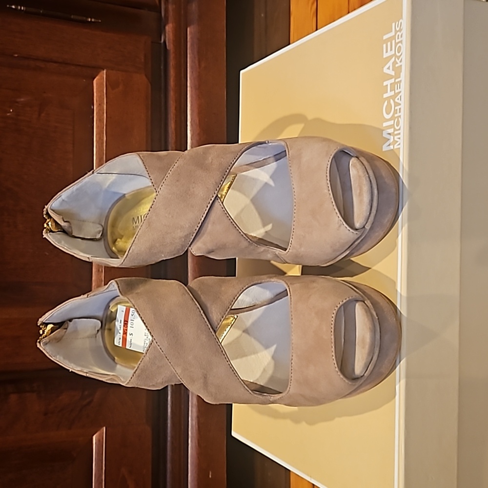 Michael Kors open toe cross strap suede heels size 10.